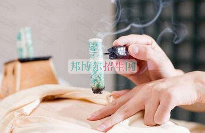 成都好一點的針灸推拿學(xué)校