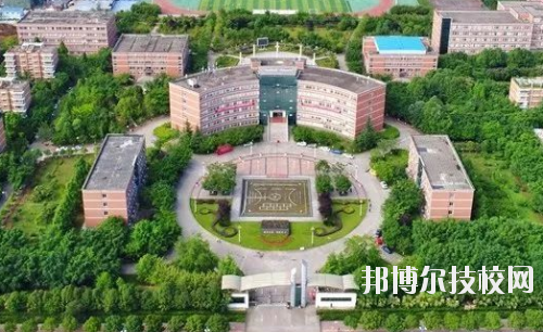 成都城市建設(shè)技工學(xué)校5