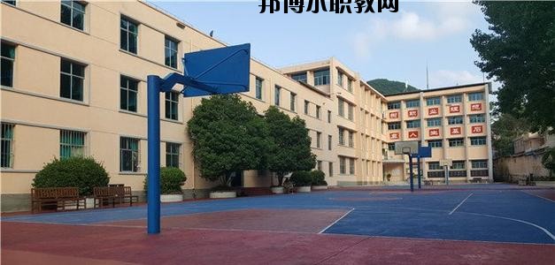 貴州省機(jī)械工業(yè)學(xué)校2020年宿舍條件