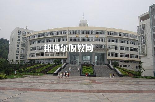 四川建筑技工學(xué)校2020年報(bào)名條件、招生要求、招生對(duì)象