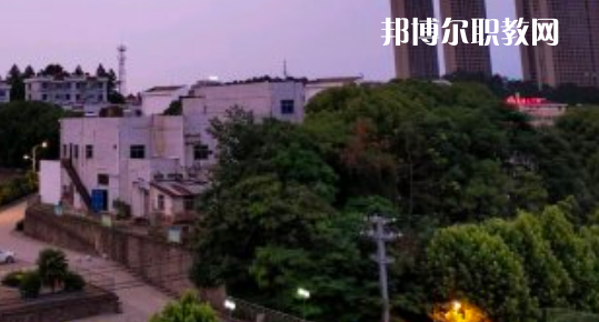 樅陽縣職業(yè)技術(shù)學(xué)校地址在哪里