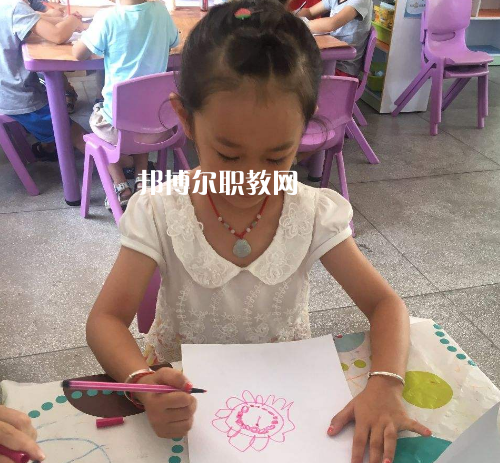 重慶2021年幼師學(xué)校學(xué)什么的