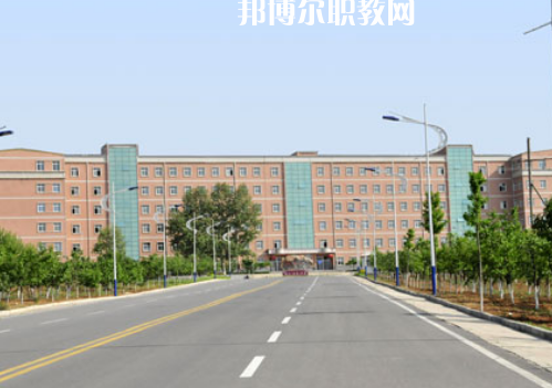 咸陽陜廣電子機械職業(yè)技術(shù)學(xué)校2022年招生辦聯(lián)系電話