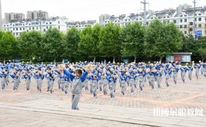 青島西海岸新區(qū)黃海職業(yè)學(xué)校怎么樣、好不好