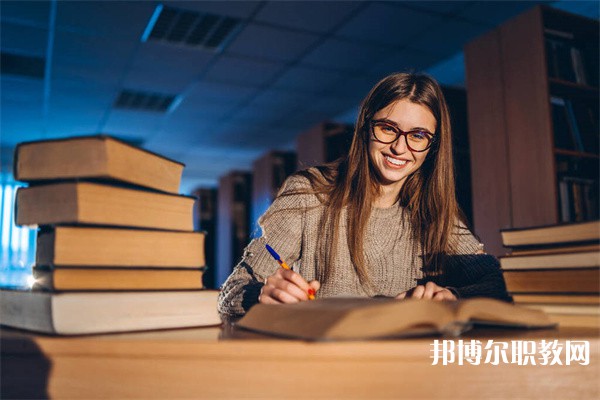 貴州哪里的中職學校能讀民族風味食品加工制作專業(yè)