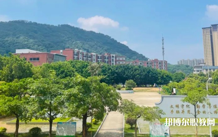 福州市華幟技工學(xué)校怎么樣、好不好